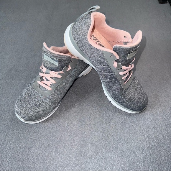 Skechers Air Cooled Memory Foam Women's Gray and Pink Sneakers size 7 - Picture 1 of 11